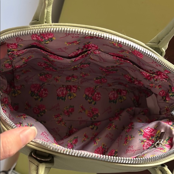 Betsey Johnson Sage Mint Green Satchel Top Handle Crossbody with Floral Pouch - Picture 3 of 16